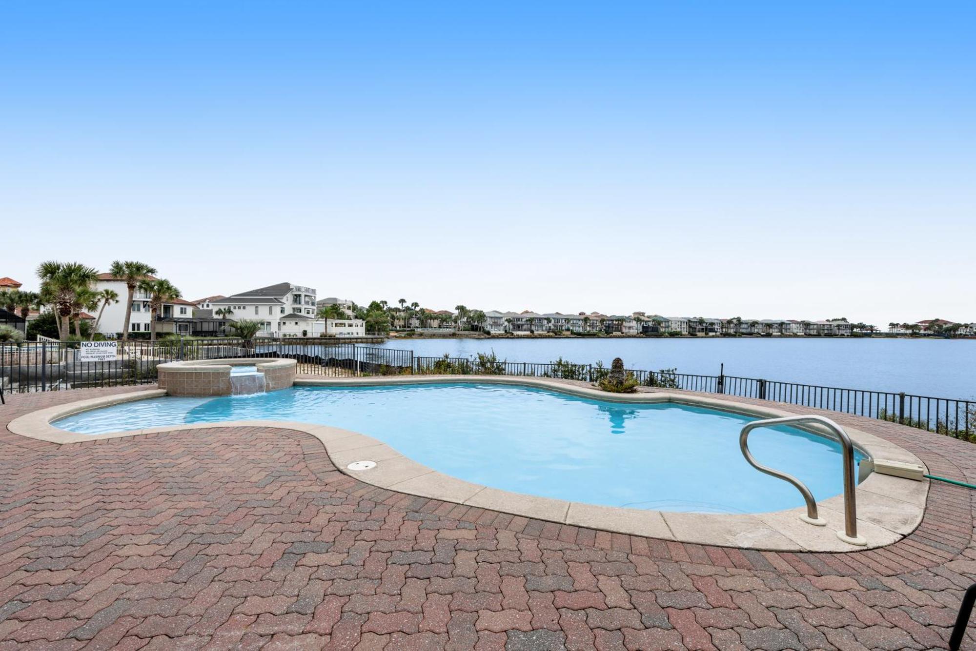 Rendezvous Paradise Destin Luaran gambar